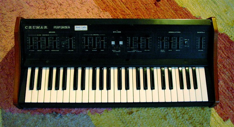 Crumar Performer